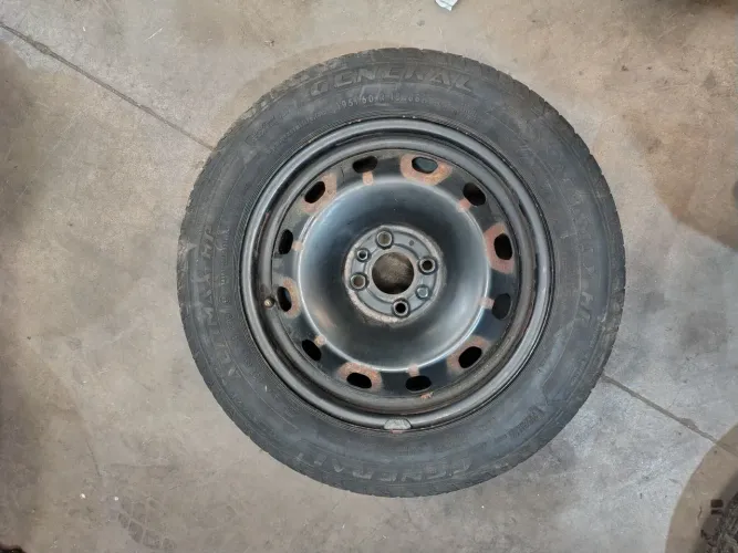 Roda de ferro aro 15
