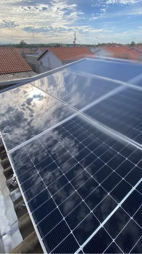 Limpeza de painéis solares 