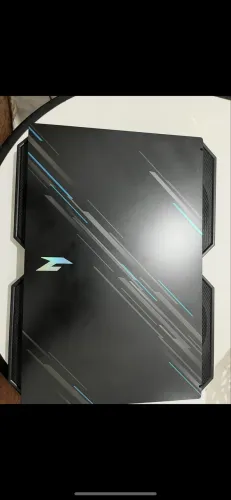 Acer nitro v15 i7 RTX 4050 16gb SSD 512