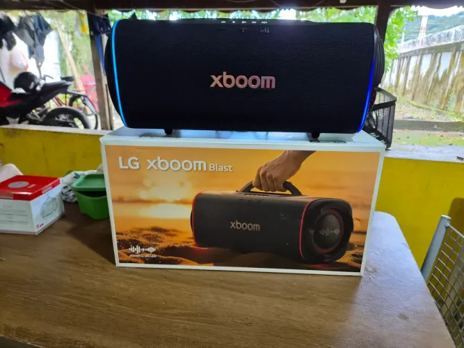 Lg xboom blast nova!!