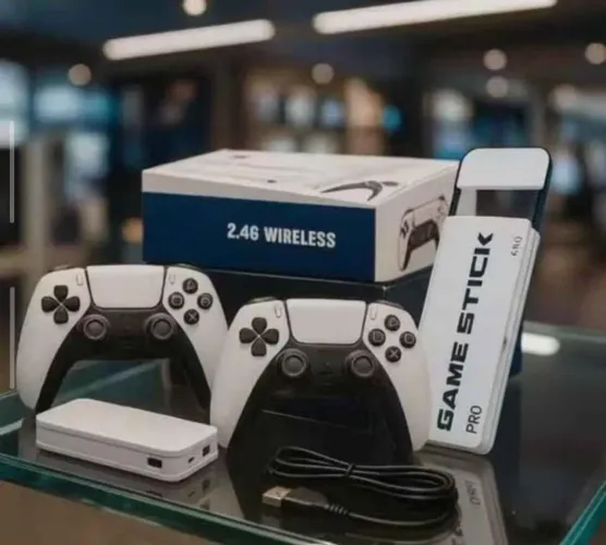 Videogame retrô M15 com 10.000 jogos 