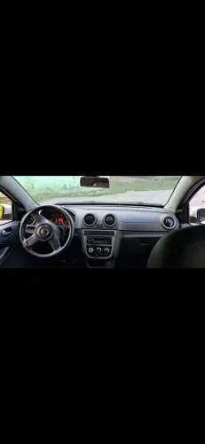Volkswagen Gol Geração V 1.0 8V MI Total Flex Mec. 4P 2013