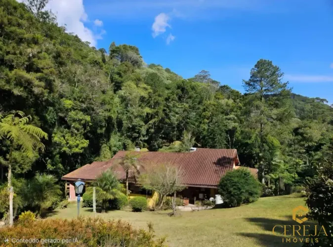 Sítio no Alto da Serra - Nova Friburgo - com Piscina, Nascente e Riacho à venda por R$1.18
