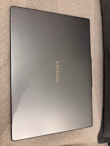 Notebook Lenovo Slim 3 AMD Ryzen 7 + Kit Completo de Acessórios | Na Garantia de Fábrica