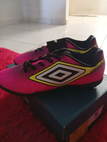 Chuteira Society Umbro Na Caixa Original Modelo Infantil Rosa Pink