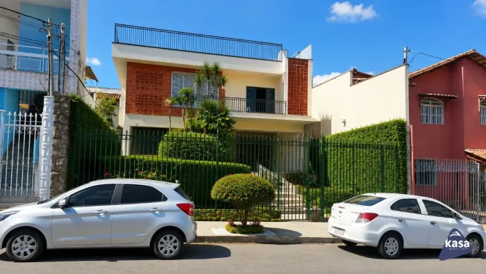 casa moderna com 04 qtos próximo a Puc