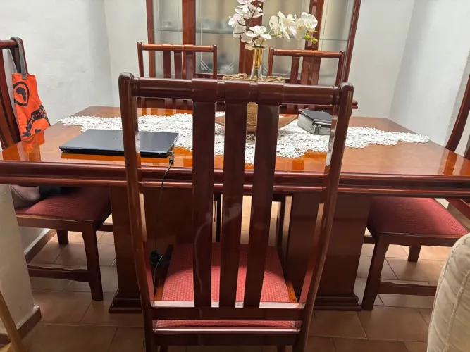 Sala de jantar impecável
