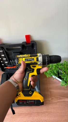 Parafusadeira 48V com 2 Baterias e Acessórios
