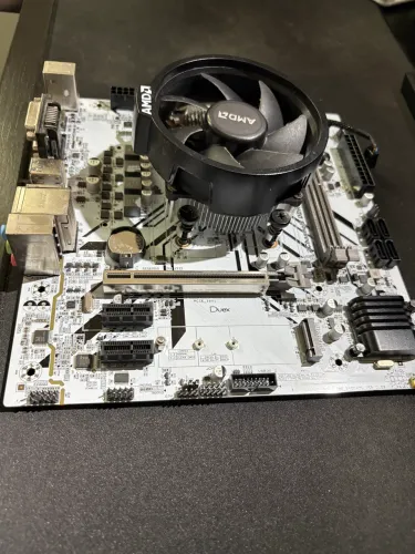 Placa-mãe Duex B450 AM4 + Cooler AMD Wraith Stealth