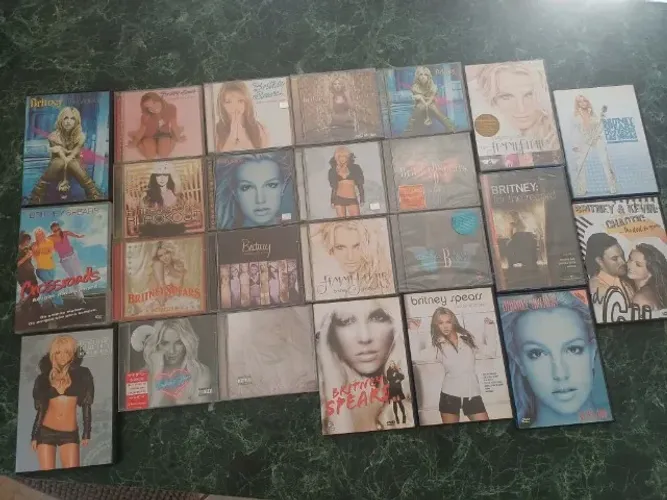 CD Britney Spears (Lote) + DVDs