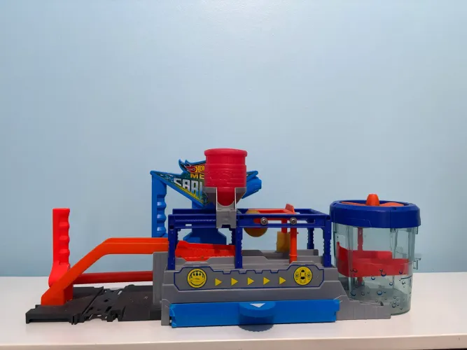 Hot Wheels Mega Car Wash - Lava-Car