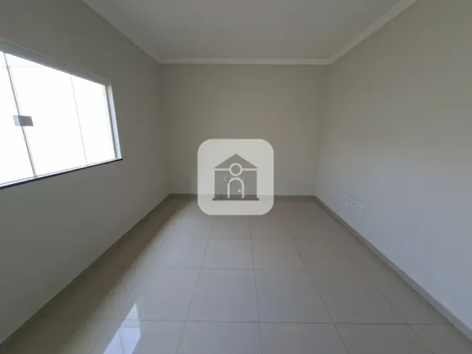 Casa para locação no bairro Jardim Ipanema