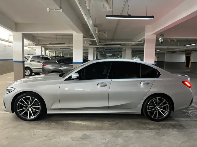 BMW 320I A Modern/sport TB 2.0/a.flex 16V 4P 2021