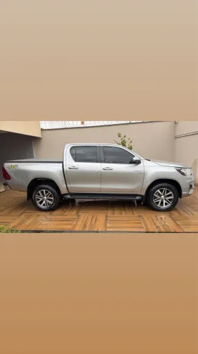 Toyota Hilux CD SRV 4X4 2.7 Flex 16V Aut. 2020