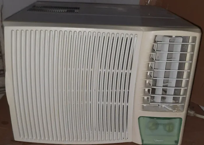 Ar condicionado de janela springer 10.000 btus
