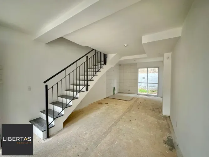 Excelente casa a venda em condomínio fechado no bairro Vila Nova.