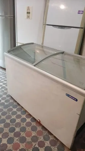 Freezer Metalfrio para congelados