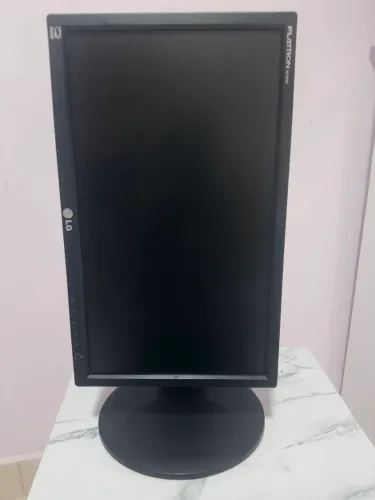Monitor LG flonton 19 polegada
