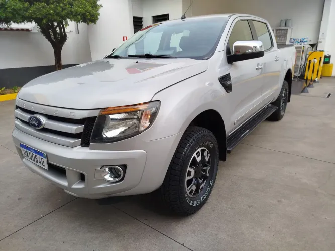 Ford Ranger XLS 3.2 20V 4X4 CD Diesel Aut. 2016