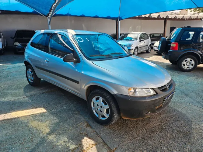 Chevrolet Celta 1.0/super/n.piq.1.0 MPFI VHC 8V 3P 2001