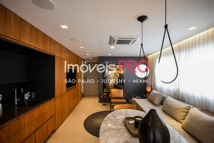 Duplex no prédio mais sexy de São Paulo | 98 m² e 1 suíte de cara na Faria Lima
