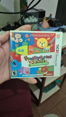 Jogo 3DS Freakyforms Deluxe