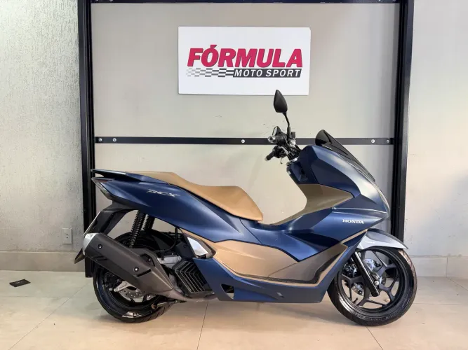 PCX 160 DLX 2023