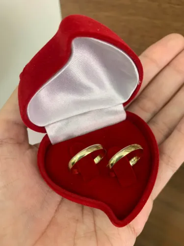Par de aliança em ouro