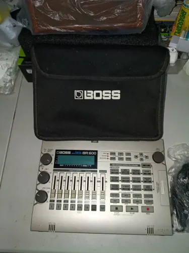 Gravador e multi pista de gravação Boss Br600