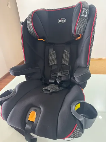 Cadeira  Chicco Myfit Harness