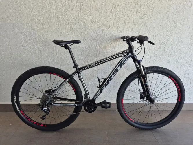 BIKE FIRST ARO 29 - TAMANHO 18 (M)