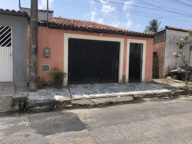Casa a venda na GRANJA LISBOA, com 2 quartos toda documentada.
