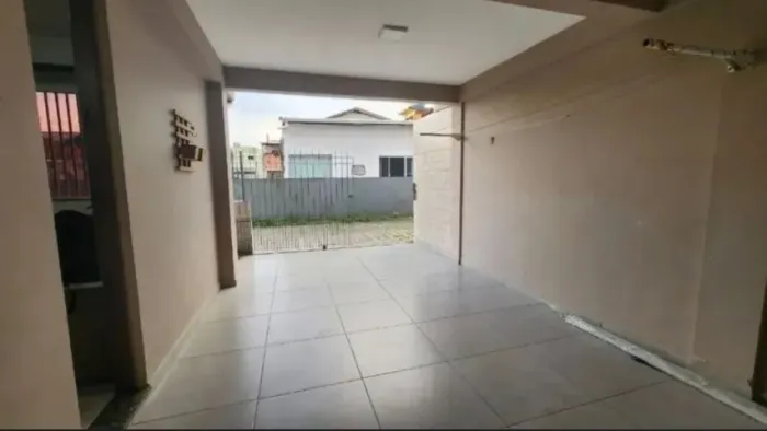 VENDO CASA EM CORDEIROS