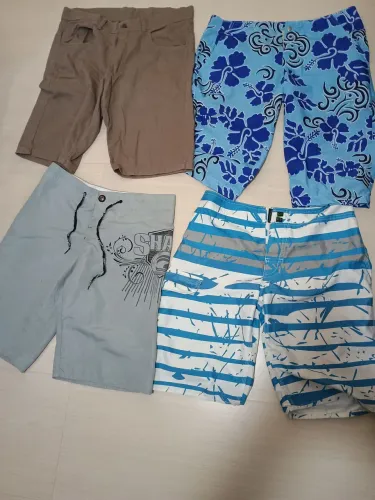 Kit 5 peças juntas por 100 reais 04 bermudas novas e uma camiseta Asics usada