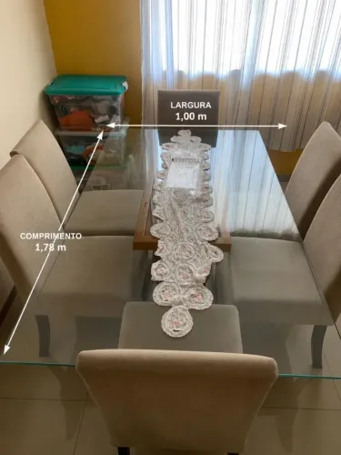 Mesa de Jantar 6 Lugares com Tampo de Vidro + 6 Cadeiras