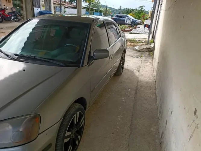 Honda Civic Sedan LX 1.7 16V 115cv Mec. 4P 2001