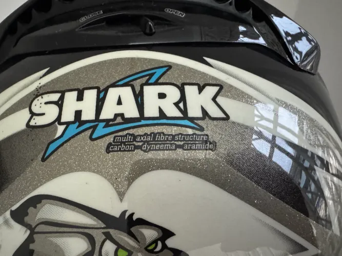 Capacete shark fibra de carbono tamanho M