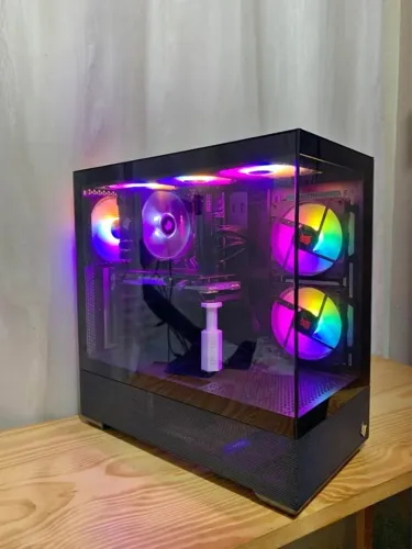 PC GAMER Ryzen 5 + RX580