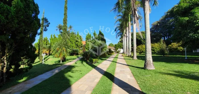 BELÍSSIMA MANSÃO NO COND. MONTE CARLO EM LIMEIRA - SP.