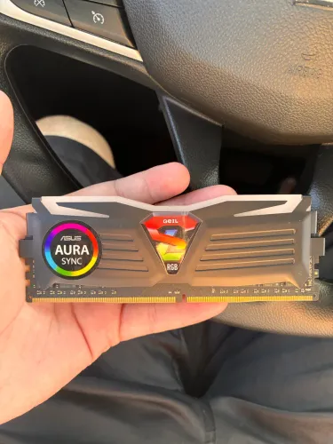 Memória ram ddr4 8gb RGB