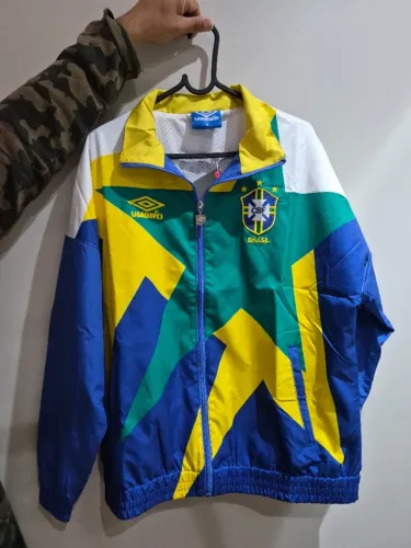 Casaco umbro brasil 3 estrelas m