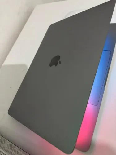 MacBook pro M1 256/8+ Magic Mouse