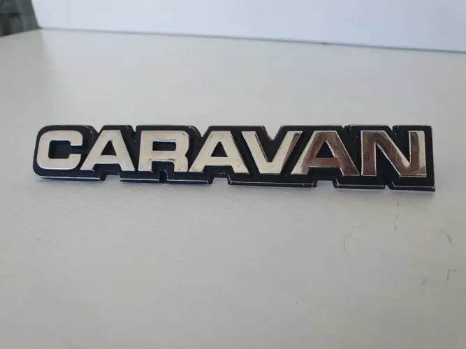 Emblema Caravan Antigo Metal Raro