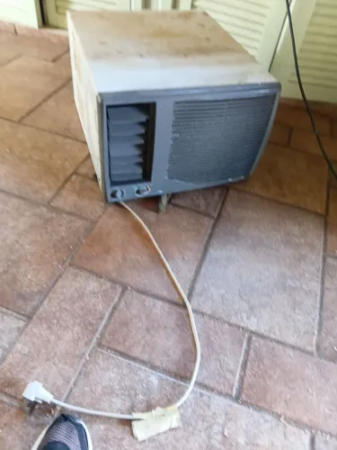 Ar condicionado de janela