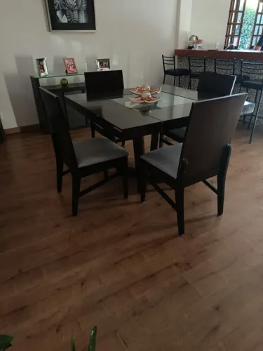Mesa de Jantar com 4 Cadeiras