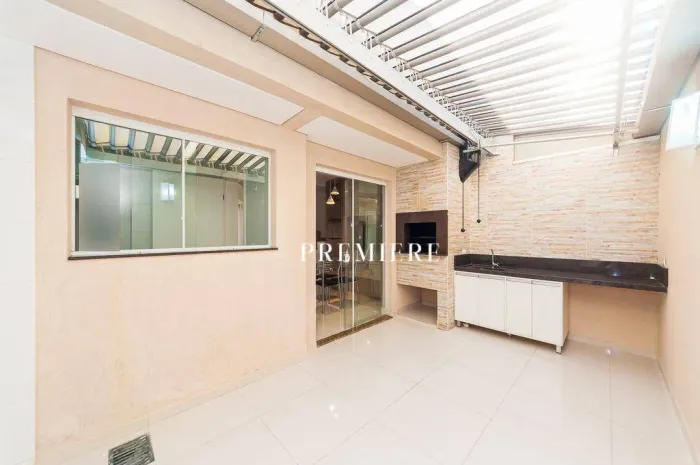 Sobrado com 3 dormitórios para alugar, 140 m² Ecoville - Curitiba/PR
