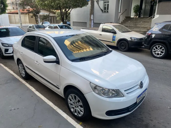 Volkswagen Voyage 1.0/1.0 City MI Total Flex 8V 4P 2013