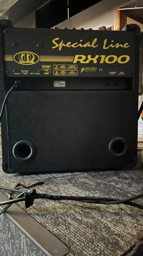 AMPLIFICADOR METEORO RX-100 CB PARA CONTRABAIXO - 100W RMS