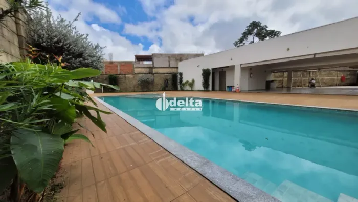 Apartamento com 2 quartos disponível para venda no bairro Jardim Canaã em Uberlândia - MG