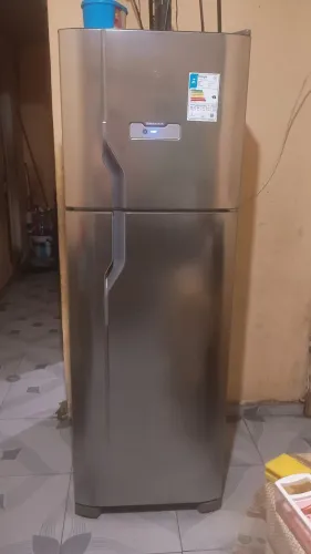 Geladeira Frost Free Eletrolux